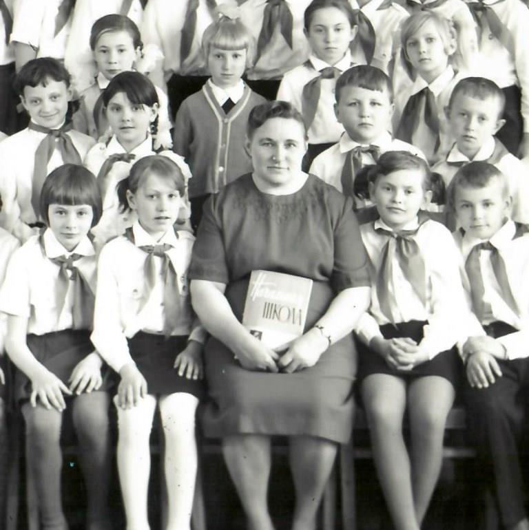 1972 - выпускной 4Б класс