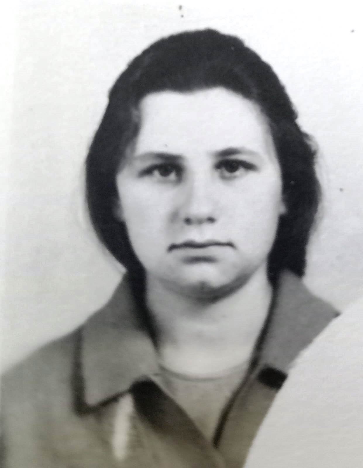 Яценко Валя Яценко Валя