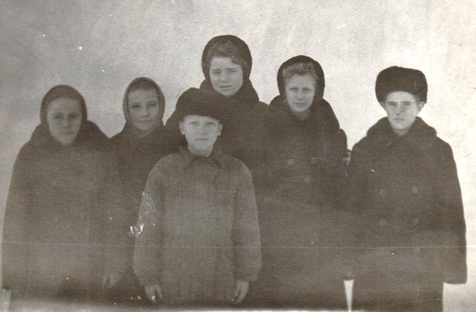 Приходько Нелля Евгеньевна - Со своими первыми учениками